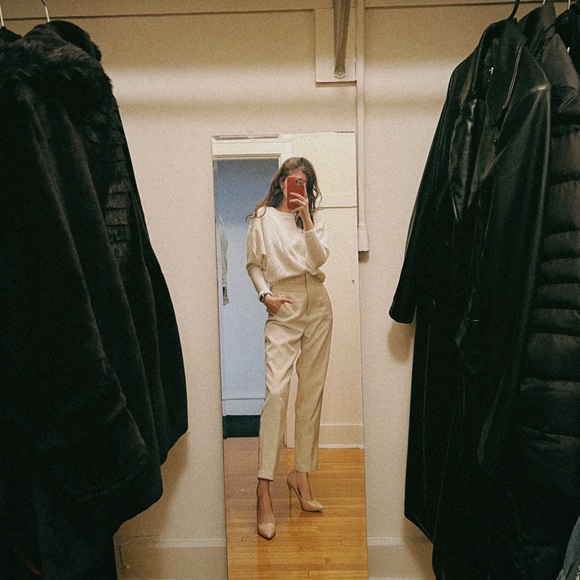 Meet your Posher, Madi - Picture 7 of 12